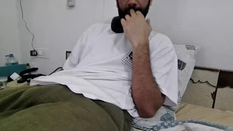 Snapshot of darkbud03 chatting on 03/25/26, 05:24 just a guy online show from 03/25/26, 05:24