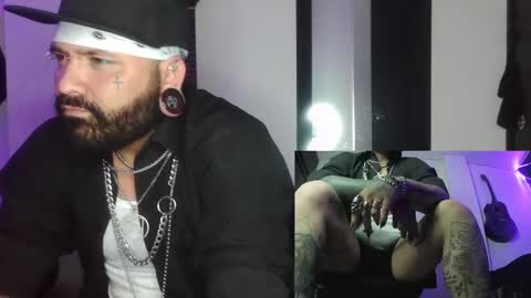 Snapshot of darkclothes chatting on 12/25/24, 10:39 darkclothes online show from 12/25/24, 10:39