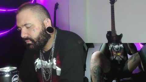 Snapshot of darkclothes chatting on 12/29/24, 07:28 darkclothes online show from 12/29/24, 07:28