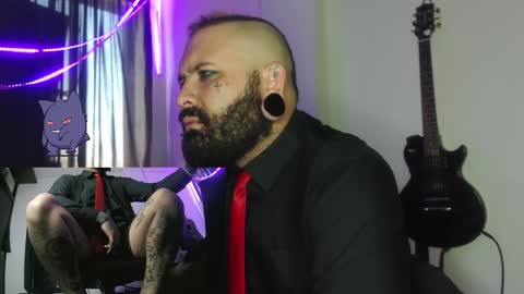 Snapshot of darkclothes chatting on 01/01/25, 01:37 darkclothes online show from 01/01/25, 01:37