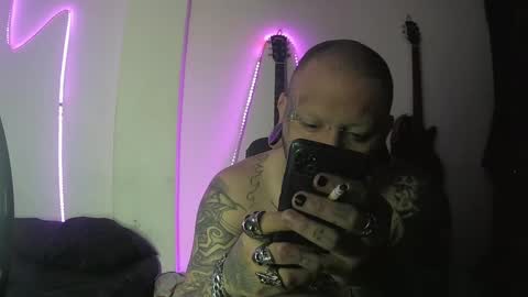 Snapshot of darkclothes chatting on 02/03/25, 10:47 darkclothes online show from 02/03/25, 10:47