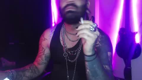 Snapshot of darkclothes chatting on 02/28/25, 10:20 darkclothes online show from 02/28/25, 10:20