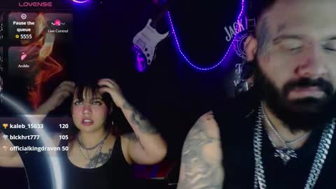 Snapshot of darkclothes chatting on 10/18/25, 08:59 darkclothes online show from 10/18/25, 08:59