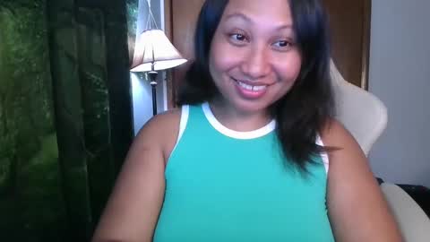 Snapshot of darkfairys chatting on 03/12/25, 06:11 SweetCreamer online show from 03/12/25, 06:11
