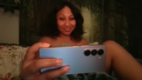 Snapshot of darkfairys chatting on 09/27/25, 06:51 SweetCreamer online show from 09/27/25, 06:51