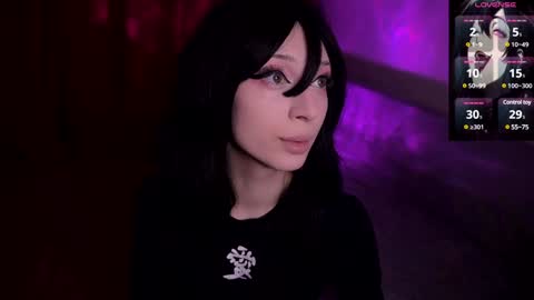 Snapshot of darkfirenight chatting on 12/03/24, 11:35 Yuu online show from 12/03/24, 11:35