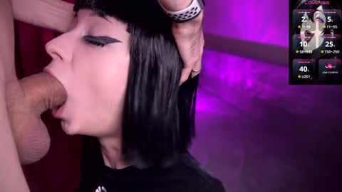 Snapshot of darkfirenight chatting on 12/21/24, 09:33 Yuu online show from 12/21/24, 09:33