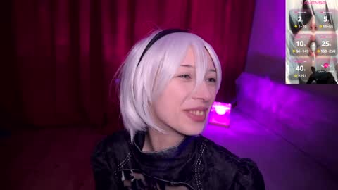 Snapshot of darkfirenight chatting on 12/25/24, 01:19 Yuu online show from 12/25/24, 01:19