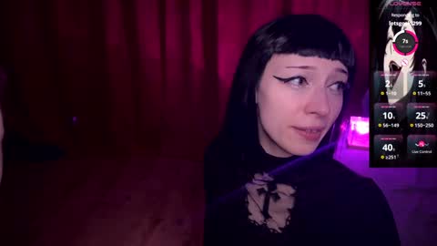 Snapshot of darkfirenight chatting on 01/05/25, 11:33 Yuu online show from 01/05/25, 11:33