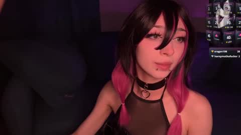 Snapshot of darkfirenight chatting on 09/09/25, 11:59 Yuu online show from 09/09/25, 11:59