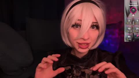 Snapshot of darkfirenight chatting on 10/15/25, 11:49 Yuu online show from 10/15/25, 11:49