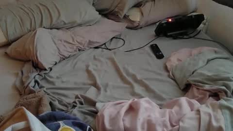 darkhelmet_ online show from 09/29/25, 04:56