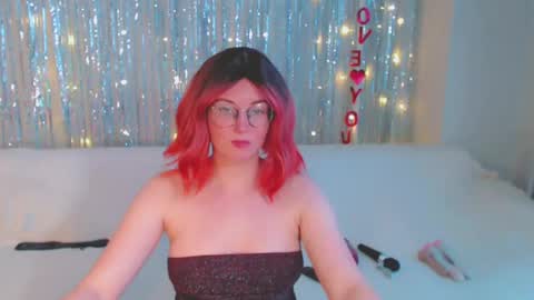 Snapshot of darkheto chatting on 12/15/24, 09:24 Kelly online show from 12/15/24, 09:24