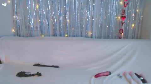 Snapshot of darkheto chatting on 02/28/25, 09:04 Kelly online show from 02/28/25, 09:04