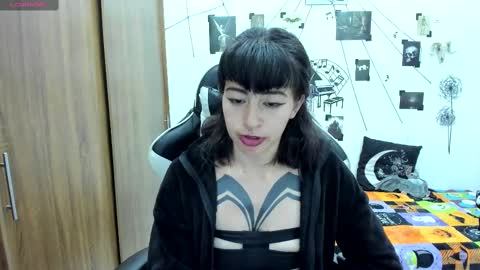 Snapshot of darkkittenuwu chatting on 02/28/25, 11:12 Hi Im Yuri independent modelhelp me get my 111 hands upuwu online show from 02/28/25, 11:12