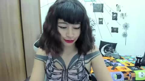 Snapshot of darkkittenuwu chatting on 03/05/25, 12:05 Hi Im Yuri independent modelhelp me get my 111 hands upuwu online show from 03/05/25, 12:05