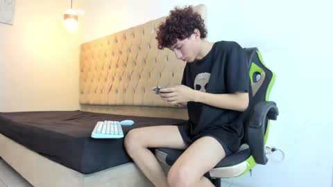 darkknightx01 online show from 03/29/26, 02:11