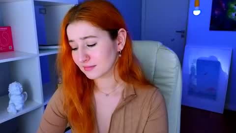 darkmoon____ online show from 12/22/25, 04:15