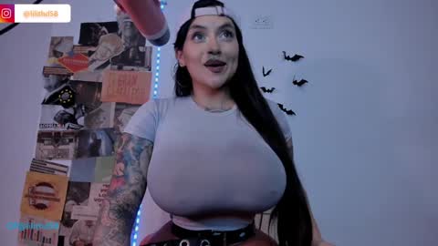 darknes_lilith18 online show from 12/11/24, 01:37