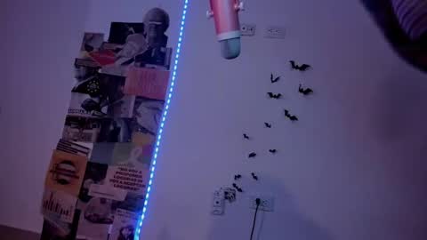 darknes_lilith18 online show from 01/09/25, 03:58