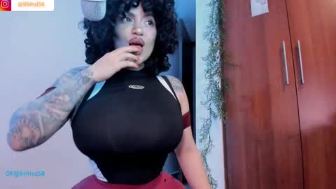 darknes_lilith18 online show from 02/08/25, 02:15