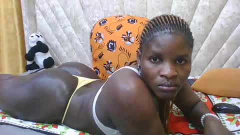 Snapshot of darknipples2 chatting on 09/16/25, 02:56 SHANICE online show from 09/16/25, 02:56