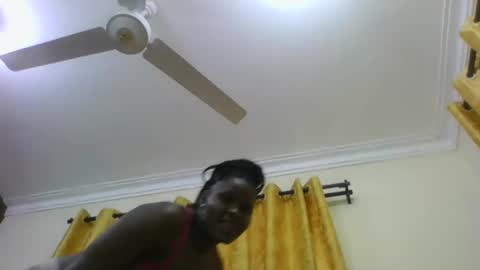 Snapshot of darknipples2 chatting on 10/06/25, 08:56 SHANICE online show from 10/06/25, 08:56