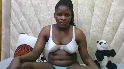 Snapshot of darknipples2 chatting on 10/20/25, 06:52 SHANICE online show from 10/20/25, 06:52