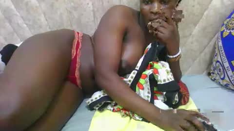 Snapshot of darknipples2 chatting on 10/23/25, 10:36 SHANICE online show from 10/23/25, 10:36