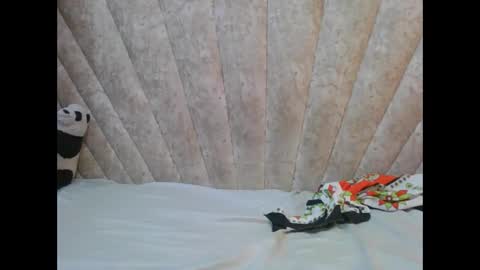 Snapshot of darknipples2 chatting on 02/03/26, 11:37 SHANICE online show from 02/03/26, 11:37