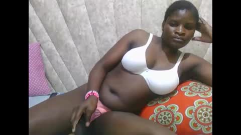 Snapshot of darknipples2 chatting on 03/29/26, 03:34 SHANICE online show from 03/29/26, 03:34