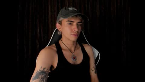 Snapshot of darkodark0 chatting on 12/18/25, 12:06 Darko online show from 12/18/25, 12:06