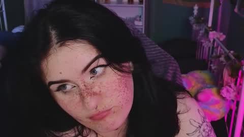 Shine online show from 11/12/25, 06:47