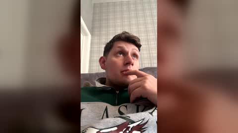 Snapshot of darkside989 chatting on 04/23/26, 10:03 darkside989 online show from 04/23/26, 10:03