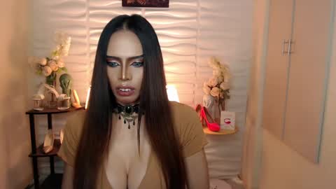 HAPPY BIRTHDAY MISTRESS MADRIANA online show from 12/16/24, 01:00