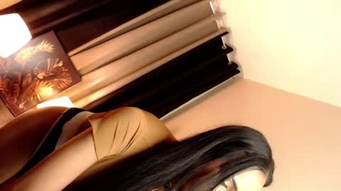 HAPPY BIRTHDAY MISTRESS MADRIANA online show from 02/11/25, 11:12