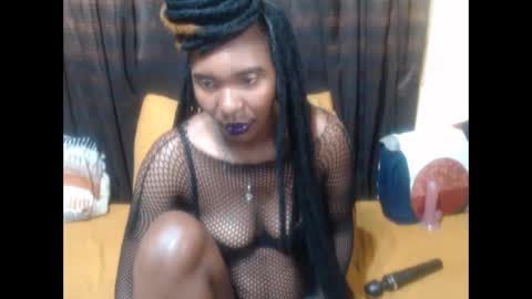 Darksultryxx30 online show from 05/08/26, 06:35