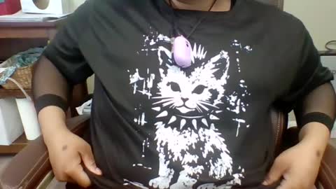 DarkSundaze online show from 06/11/26, 05:44