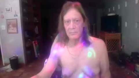 Snapshot of darla_darling1222101 chatting on 04/09/26, 02:22 darla_darling1222101 online show from 04/09/26, 02:22