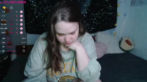 Snapshot of darling_tony18 chatting on 03/21/26, 07:39 darling_tony18 online show from 03/21/26, 07:39