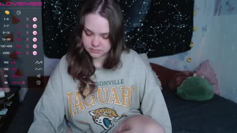 Snapshot of darling_tony18 chatting on 03/25/26, 12:11 darling_tony18 online show from 03/25/26, 12:11