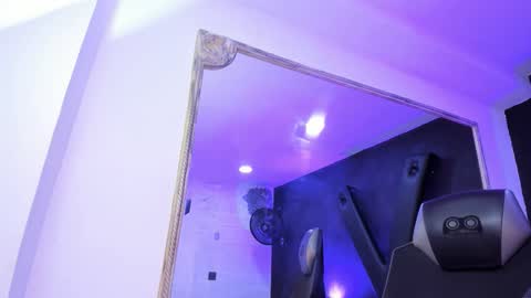 Darling online show from 03/08/26, 04:44