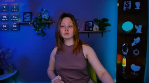 Snapshot of darly_honey chatting on 04/21/26, 06:44 darly honey online show from 04/21/26, 06:44