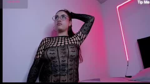 Snapshot of darlyhooper1_ chatting on 03/24/26, 02:16 Darlyhooper online show from 03/24/26, 02:16