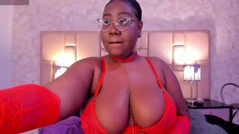 Snapshot of darnellqueen chatting on 02/12/25, 04:12 Darnell Queen online show from 02/12/25, 04:12
