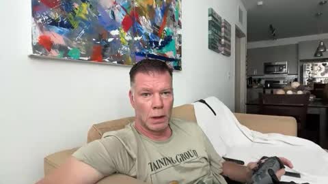 Snapshot of dartanha007 chatting on 04/17/26, 07:17 dartanha007 online show from 04/17/26, 07:17