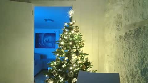 Dario online show from 12/30/24, 11:17