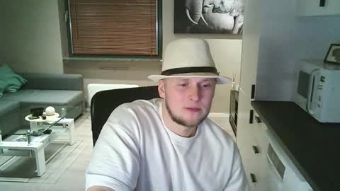 Dario online show from 10/31/25, 08:21