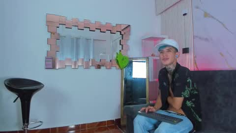 darwin_ggh online show from 12/17/25, 07:03