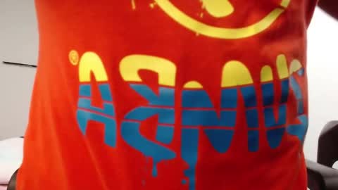 Snapshot of darwin_x chatting on 11/25/25, 02:44 darwin_x online show from 11/25/25, 02:44